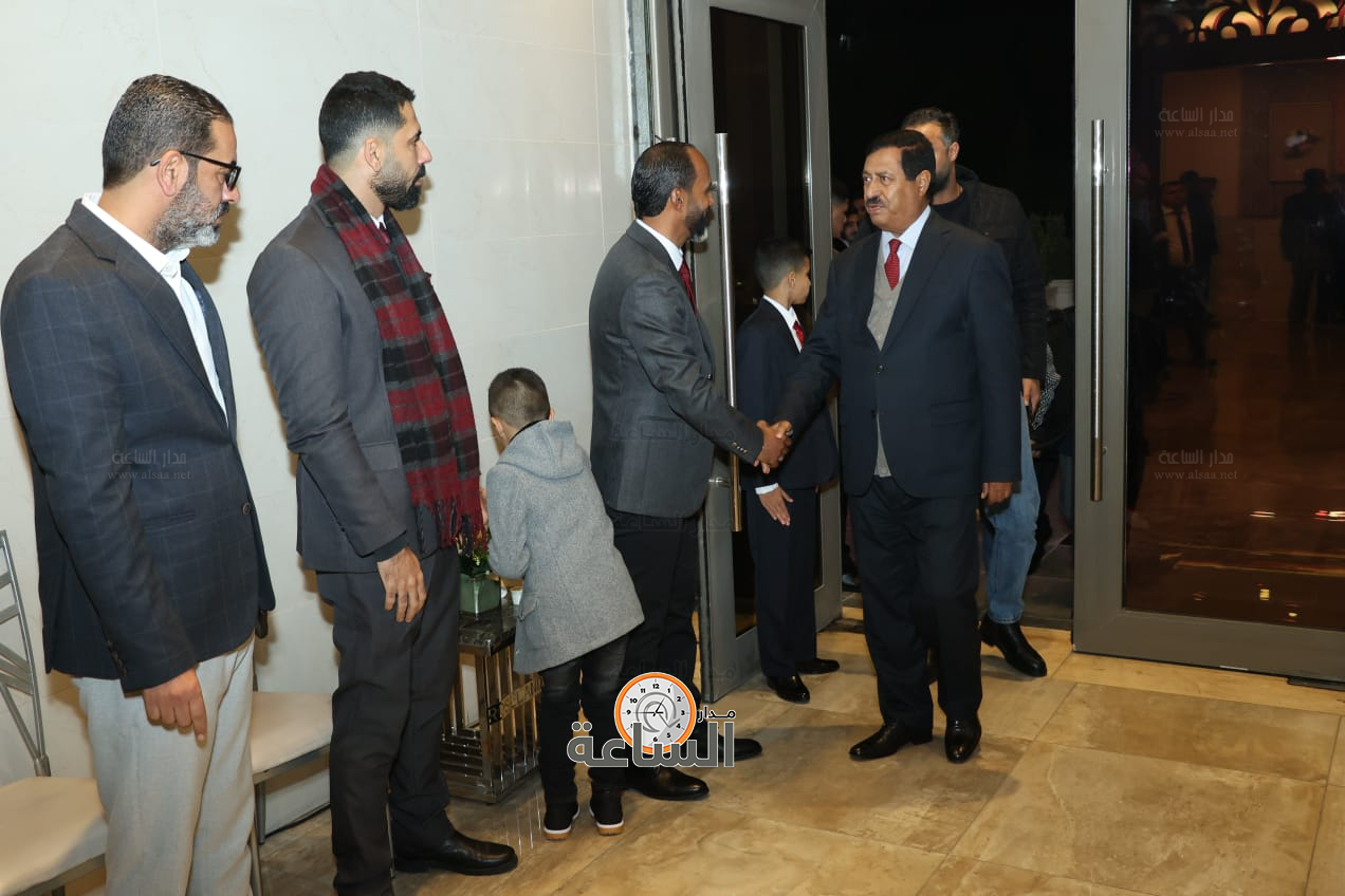 Madar Al-Saa Images 0.8723788872041537