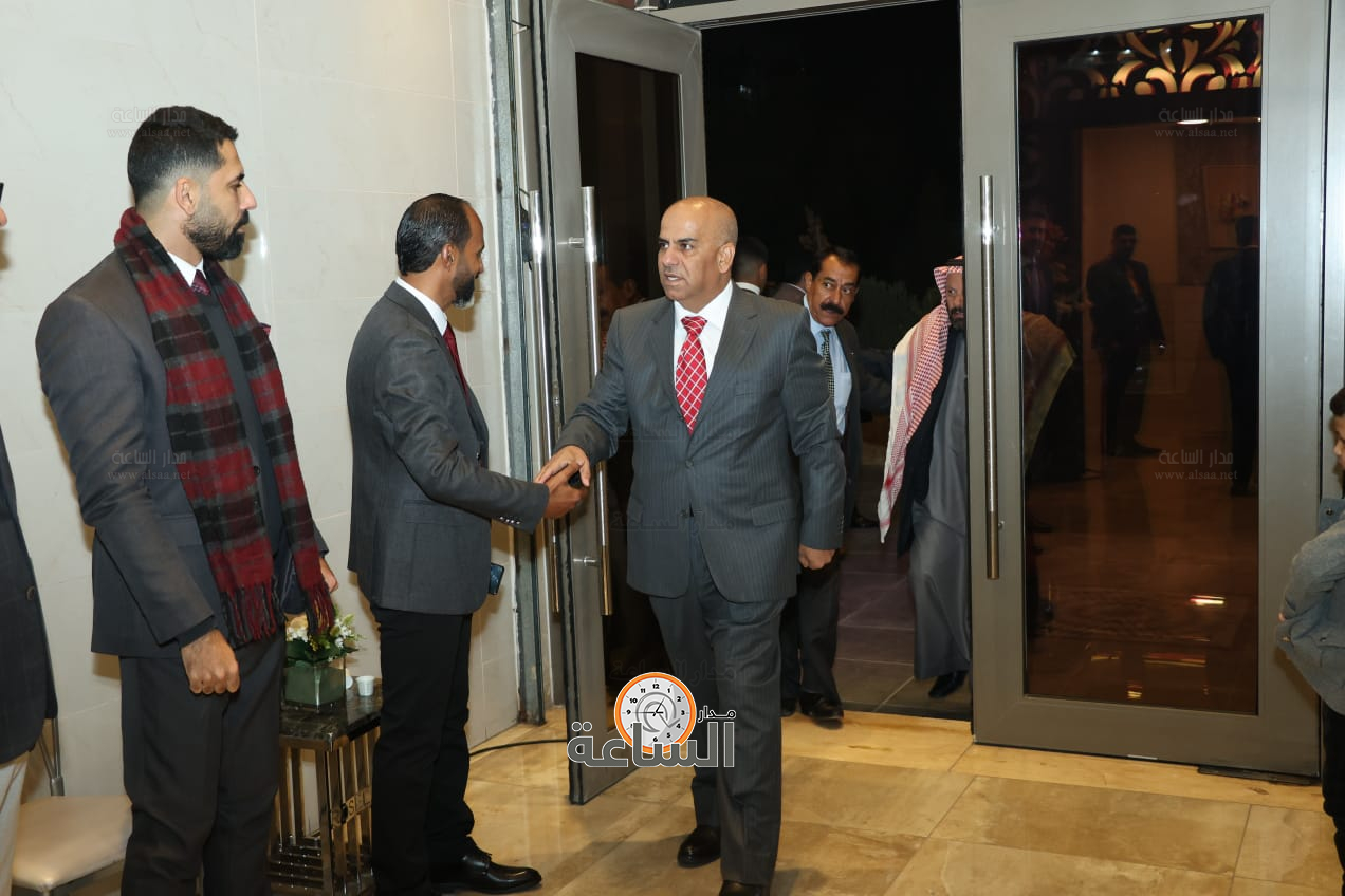 Madar Al-Saa Images 0.9958523734636849