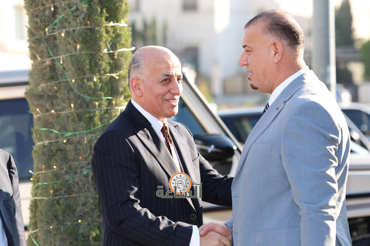 Madar Al-Saa Images 0.9802472579245539