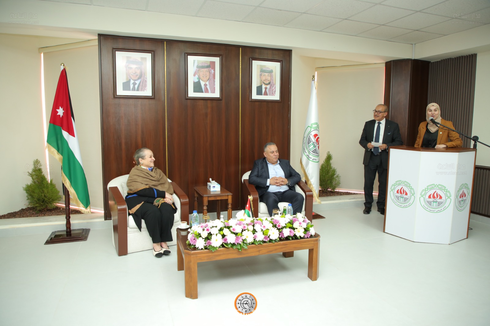 Madar Al-Saa Images 0.97592414680435