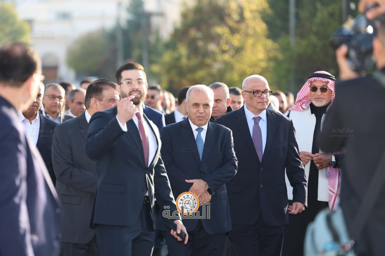 Madar Al-Saa Images 0.7004674392886996