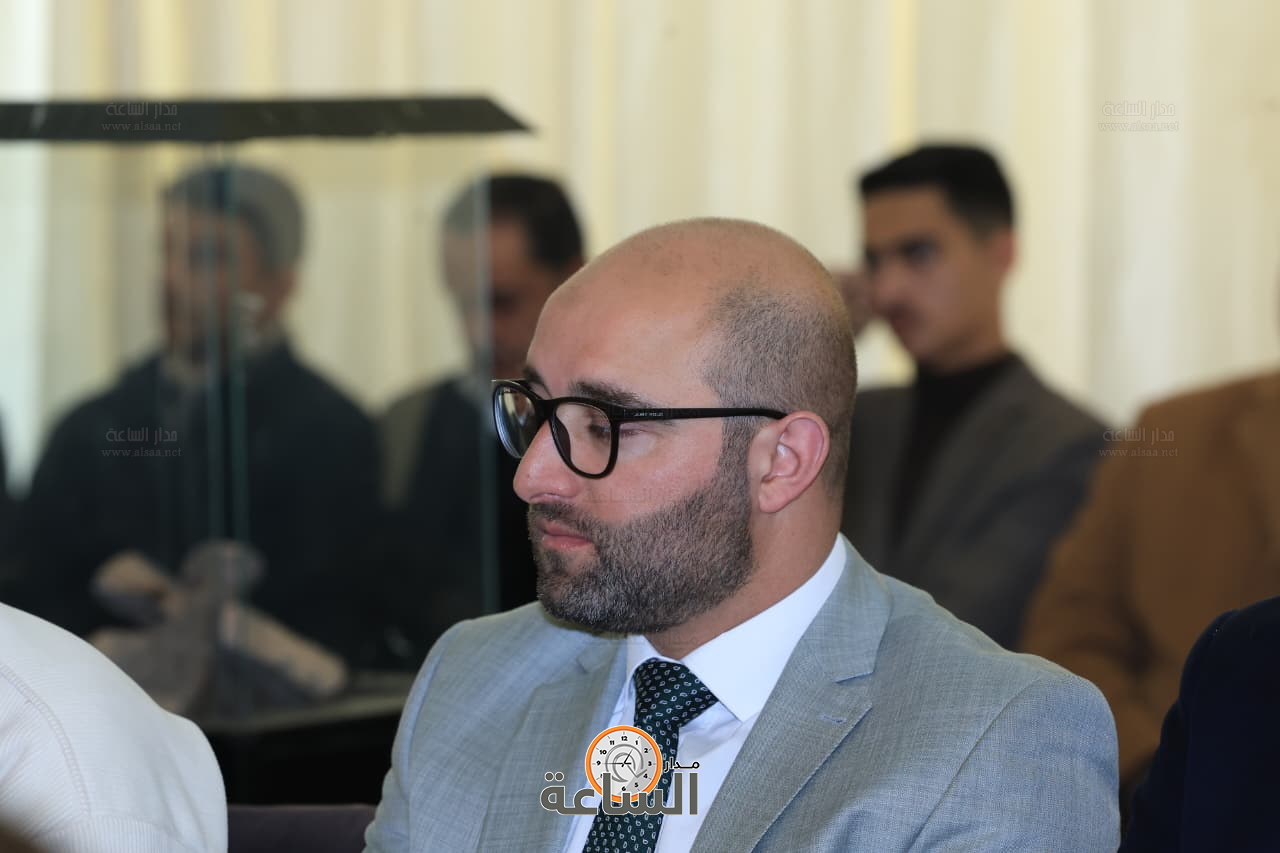 Madar Al-Saa Images 0.7925087809452345