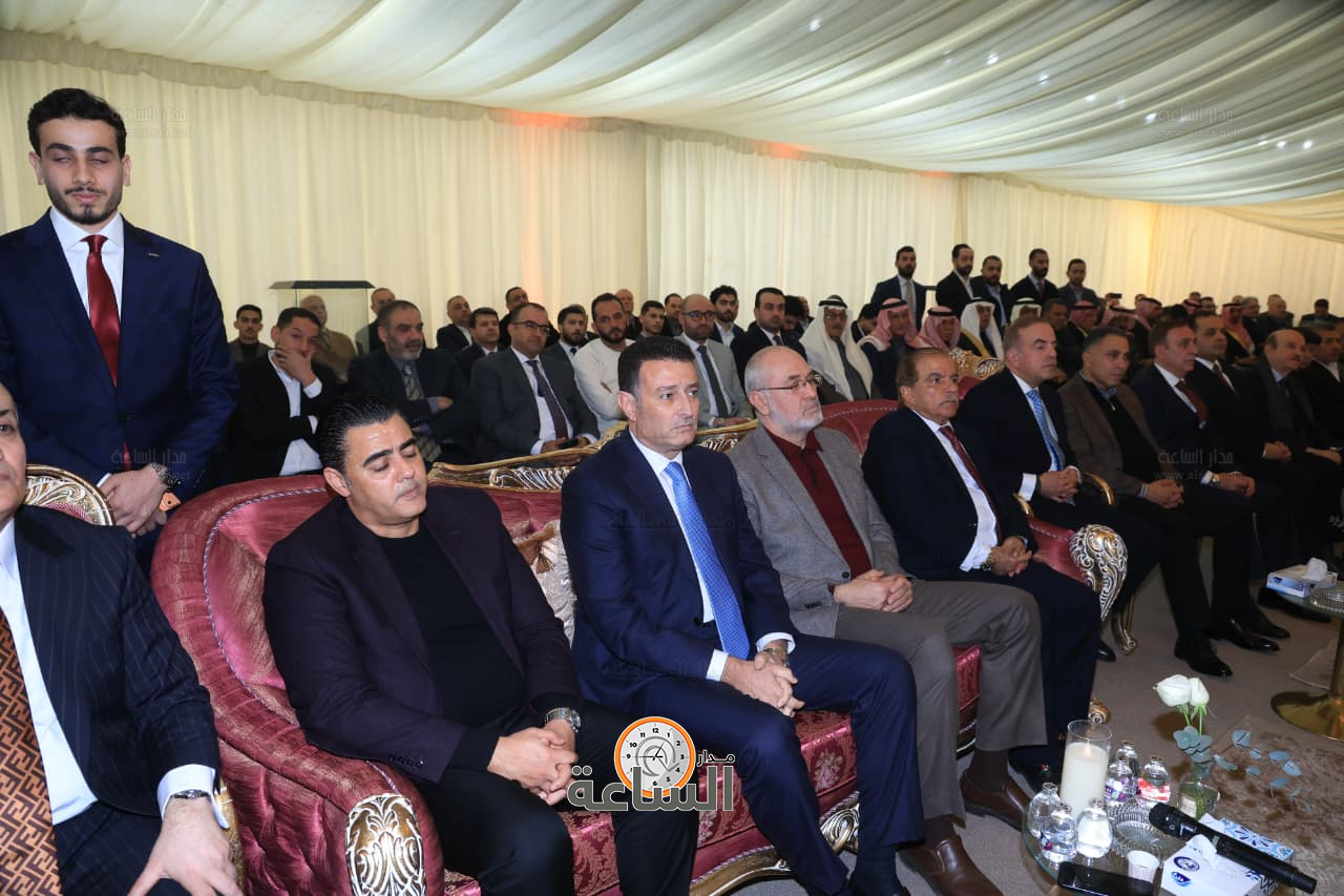 Madar Al-Saa Images 0.046470357904762616