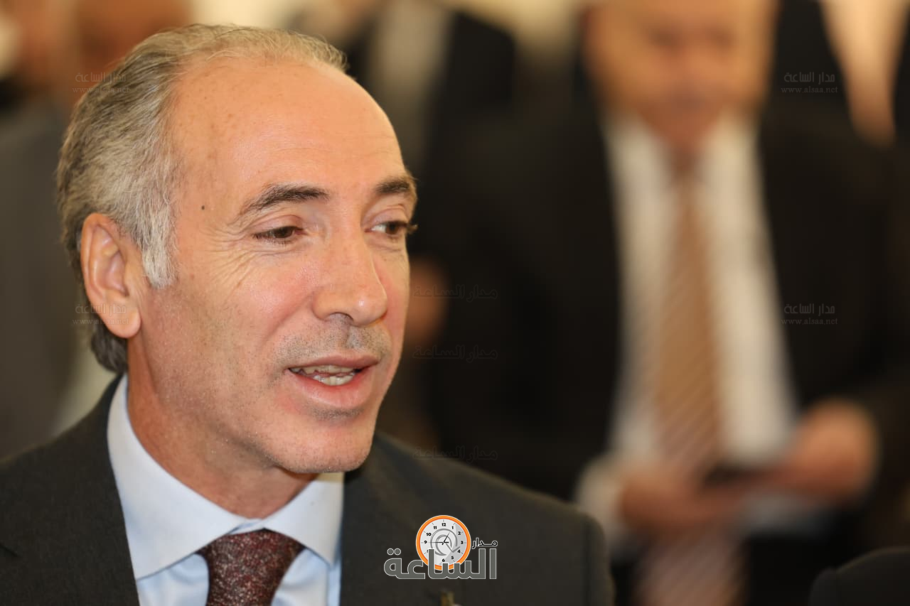 Madar Al-Saa Images 0.5459677150489555