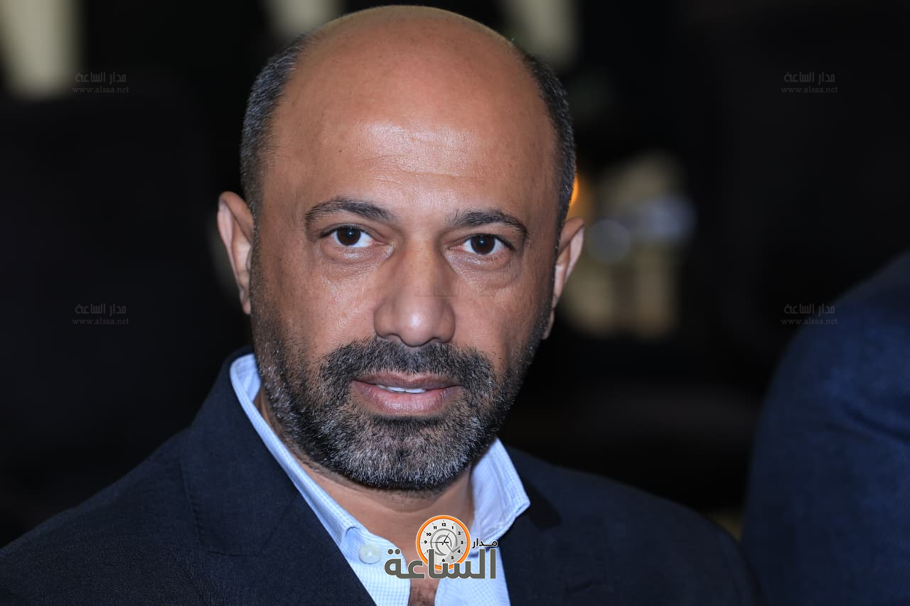 Madar Al-Saa Images 0.8781439382865068