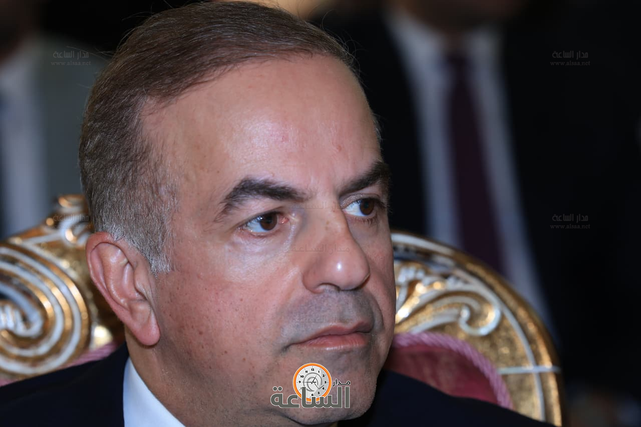 Madar Al-Saa Images 0.7035246185863654