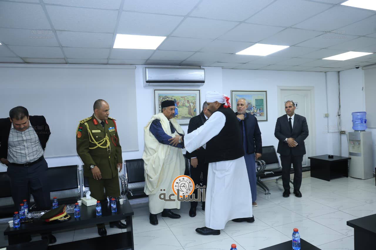 Madar Al-Saa Images 0.2700395033065065