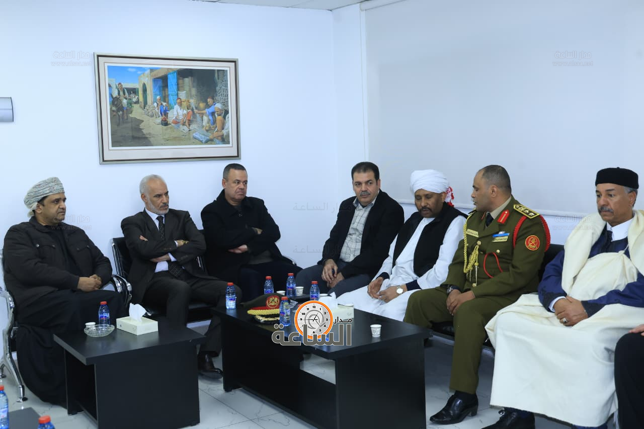 Madar Al-Saa Images 0.5855689112049342