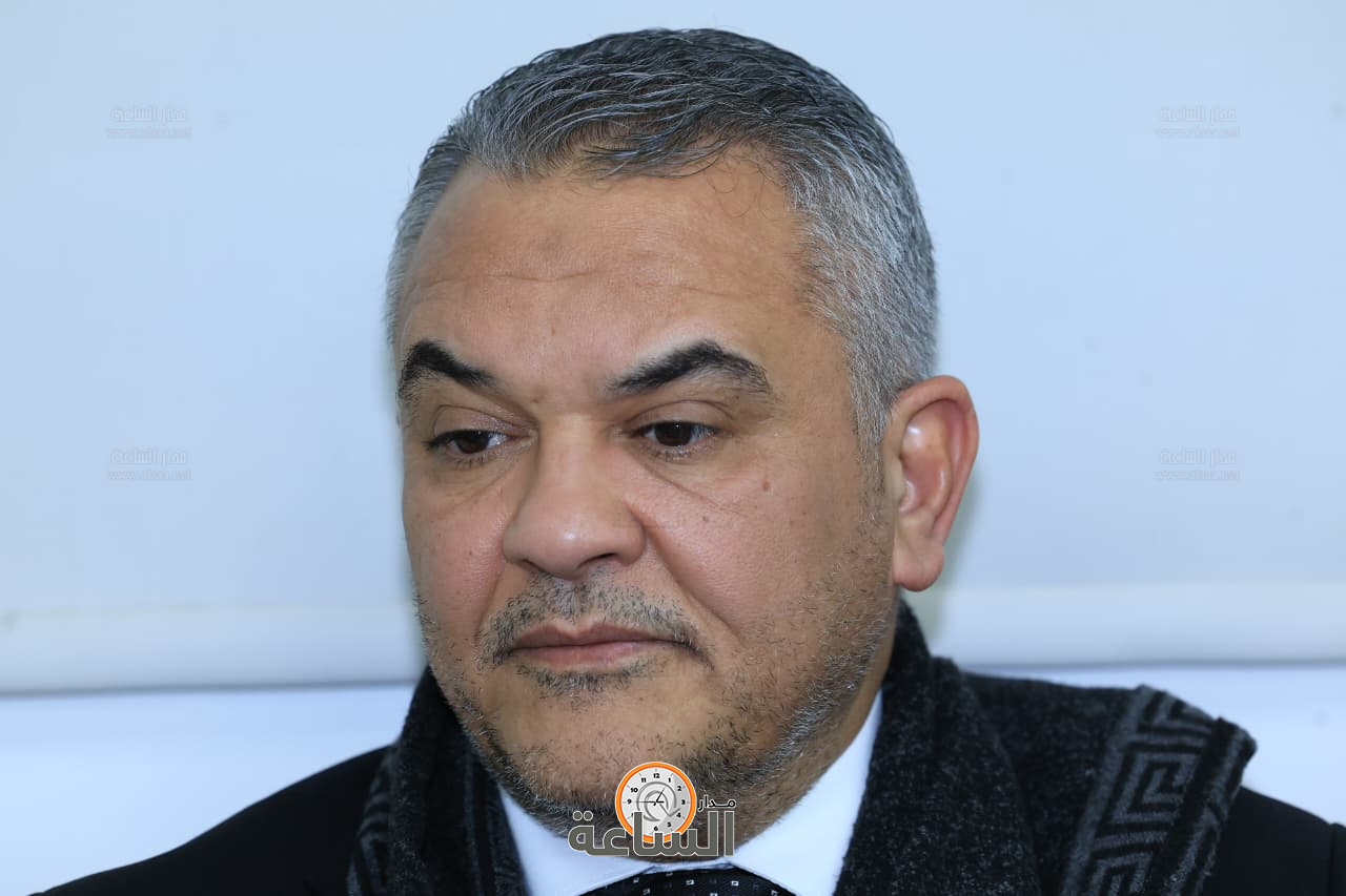 Madar Al-Saa Images 0.7316046414767472