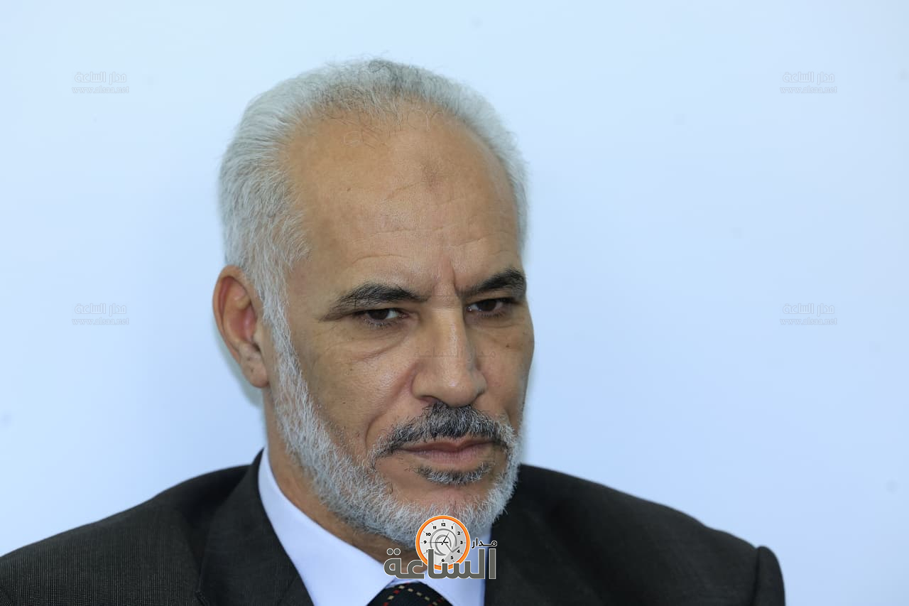 Madar Al-Saa Images 0.4665342061405833