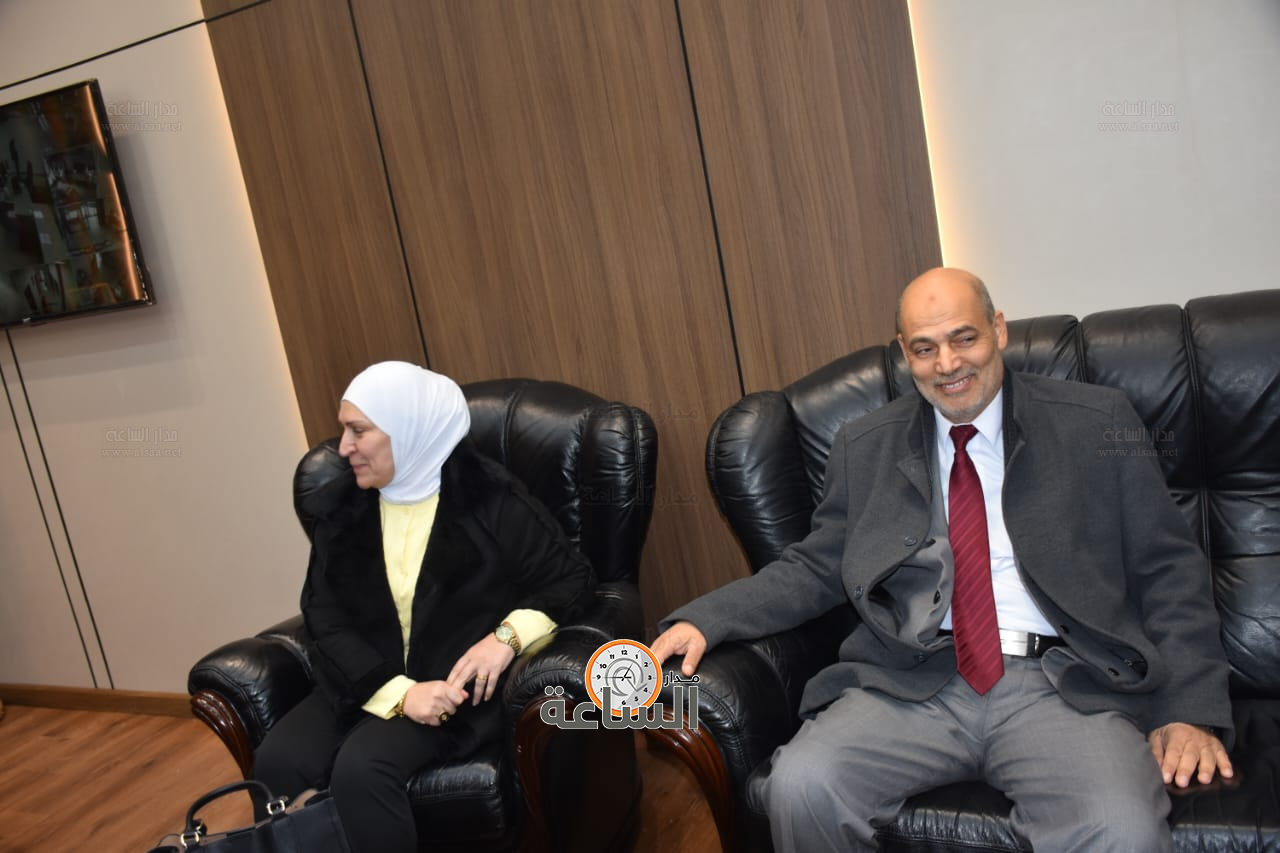 Madar Al-Saa Images 0.6367786350084886