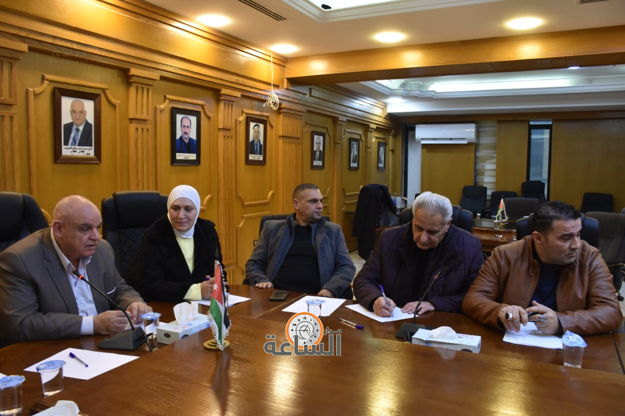 Madar Al-Saa Images 0.42138821631965606