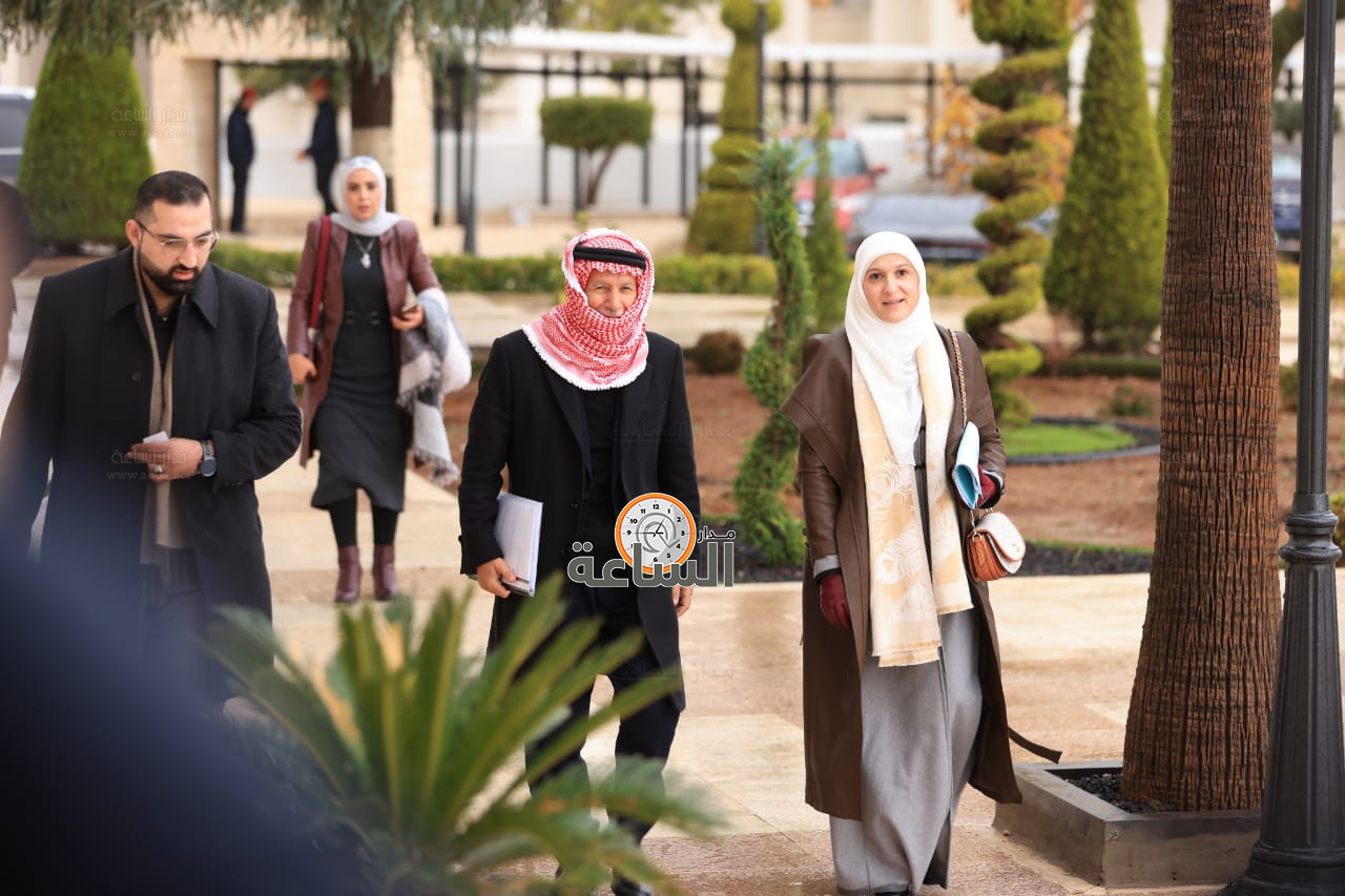 Madar Al-Saa Images 0.4321068222820912