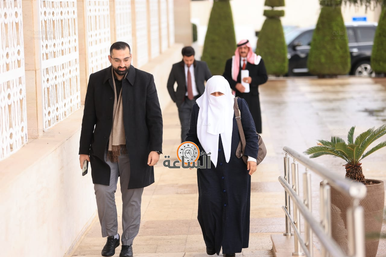 Madar Al-Saa Images 0.7222256795937682