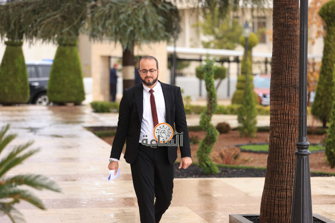 Madar Al-Saa Images 0.17700374222853088