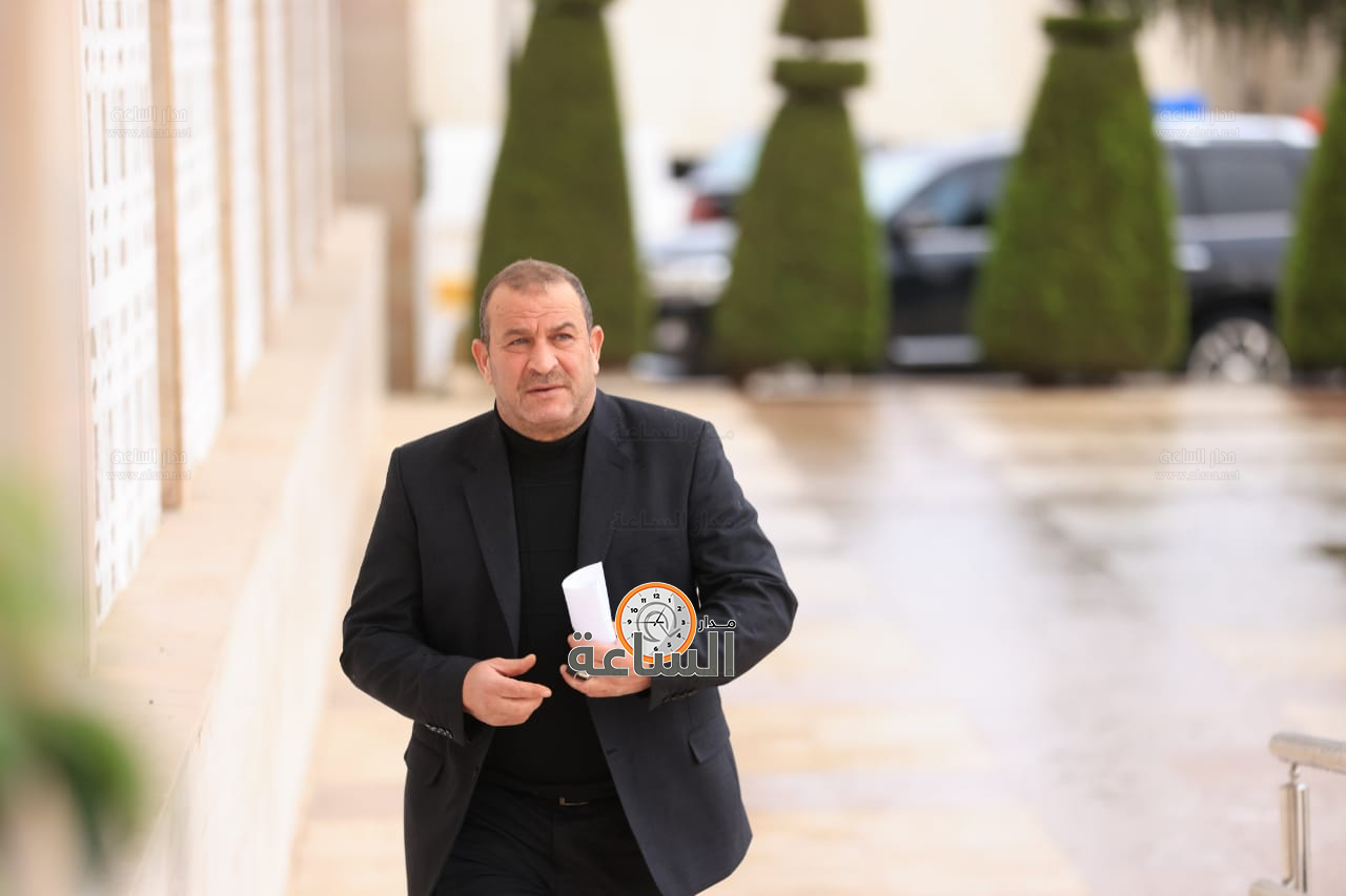 Madar Al-Saa Images 0.7754252649392844