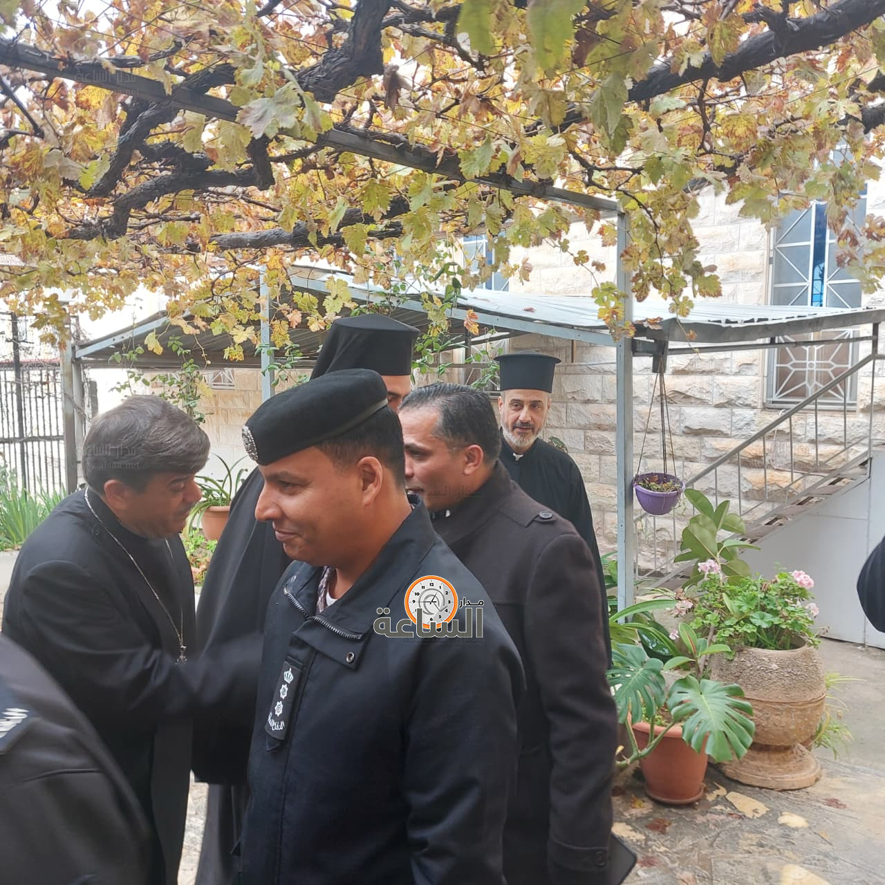 Madar Al-Saa Images 0.1630358894495758