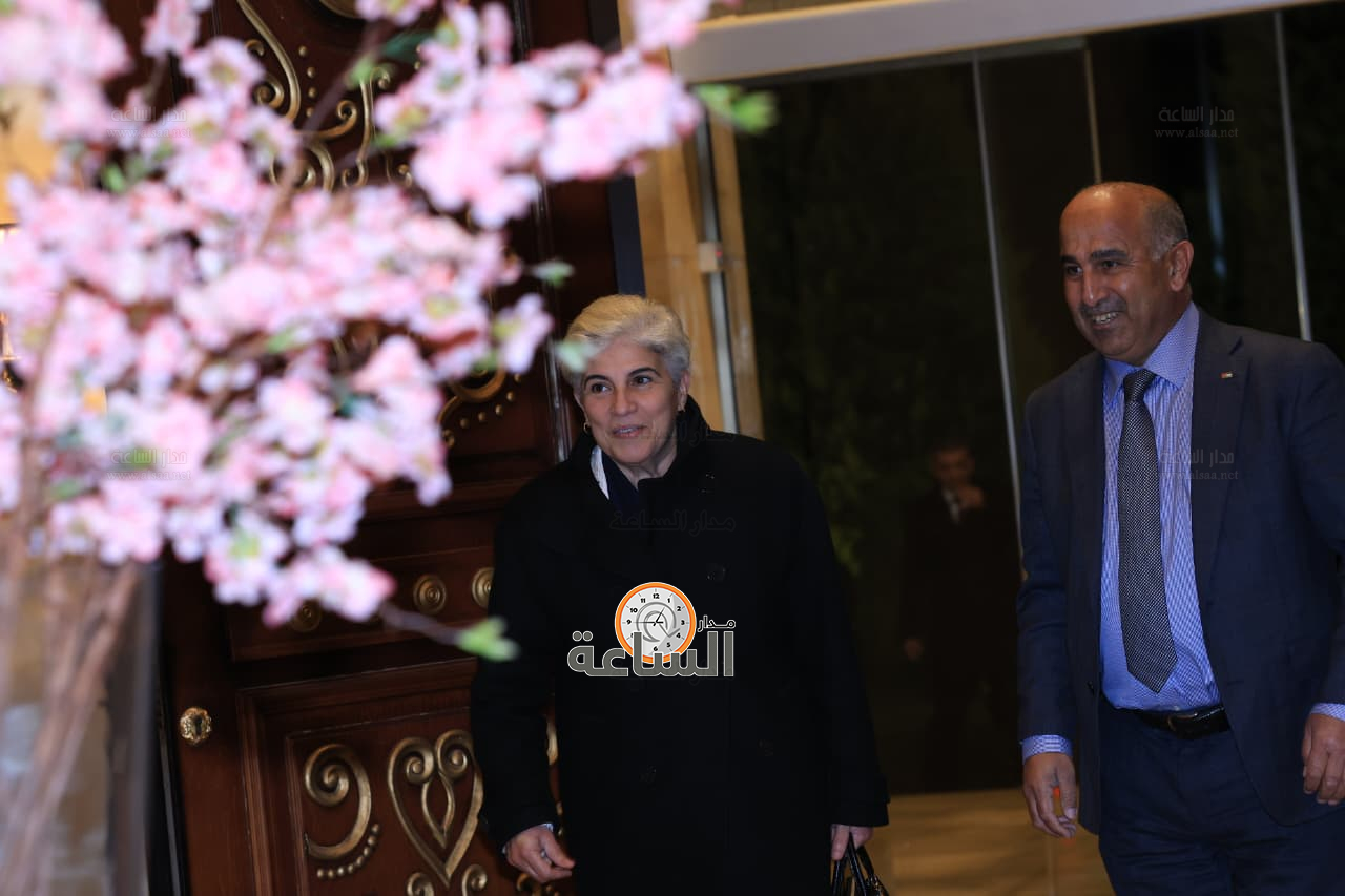 Madar Al-Saa Images 0.9102239656523684