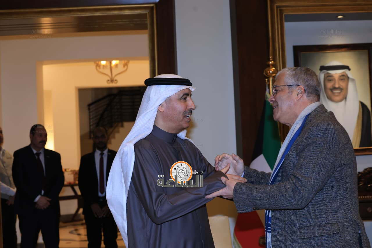 Madar Al-Saa Images 0.4649388517744729