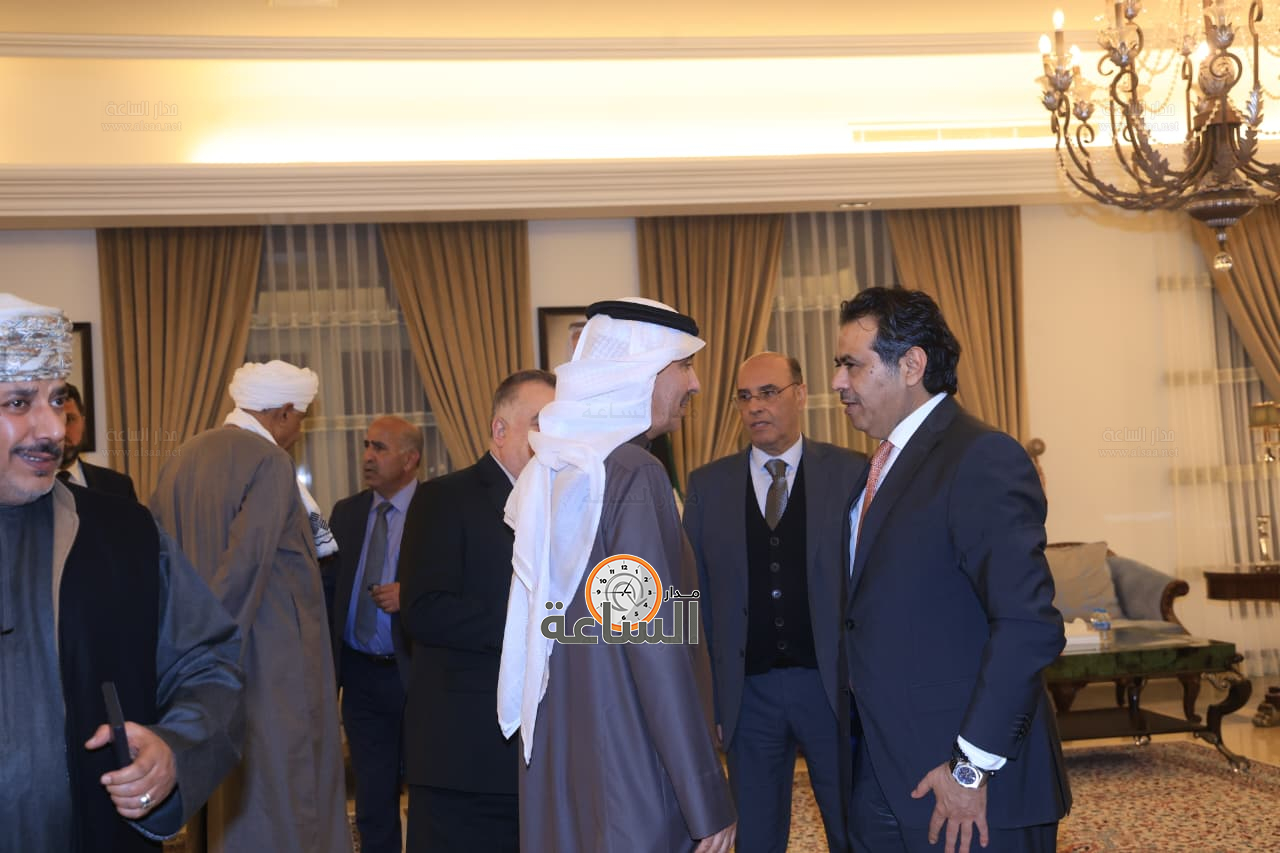 Madar Al-Saa Images 0.3152456144941471