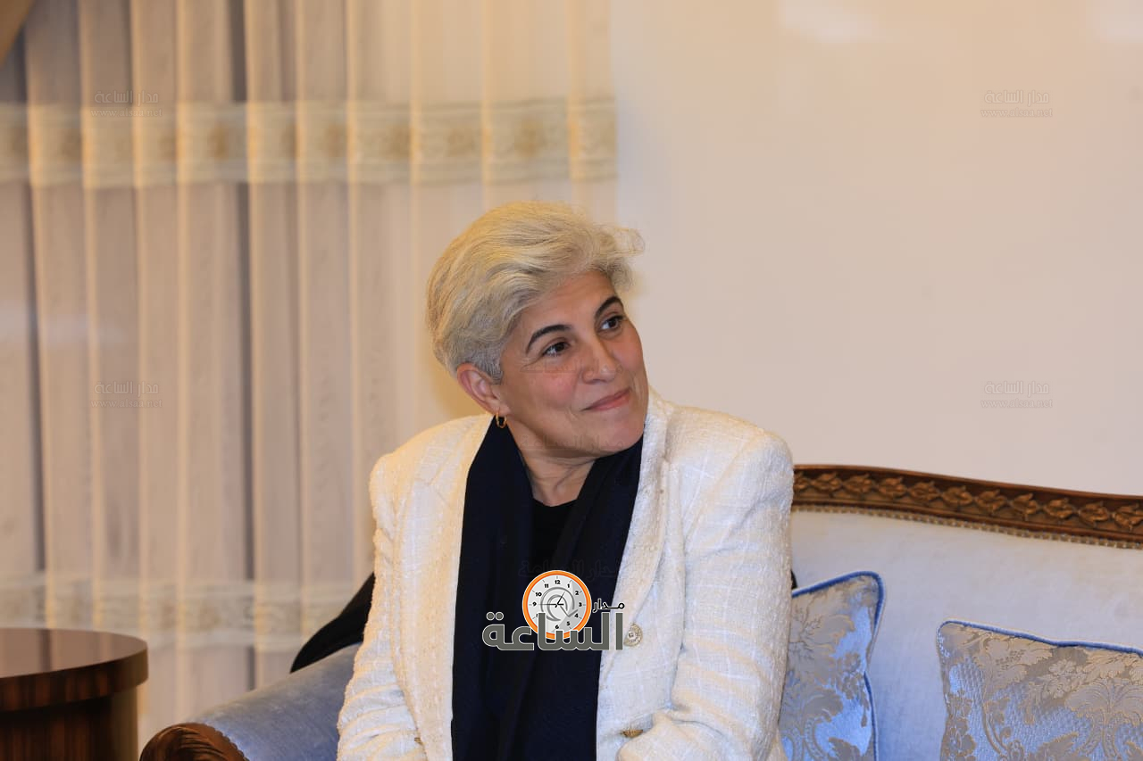 Madar Al-Saa Images 0.48119420832773807