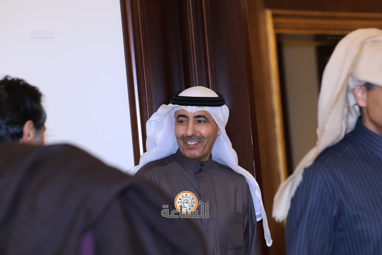 Madar Al-Saa Images 0.20434808058030973