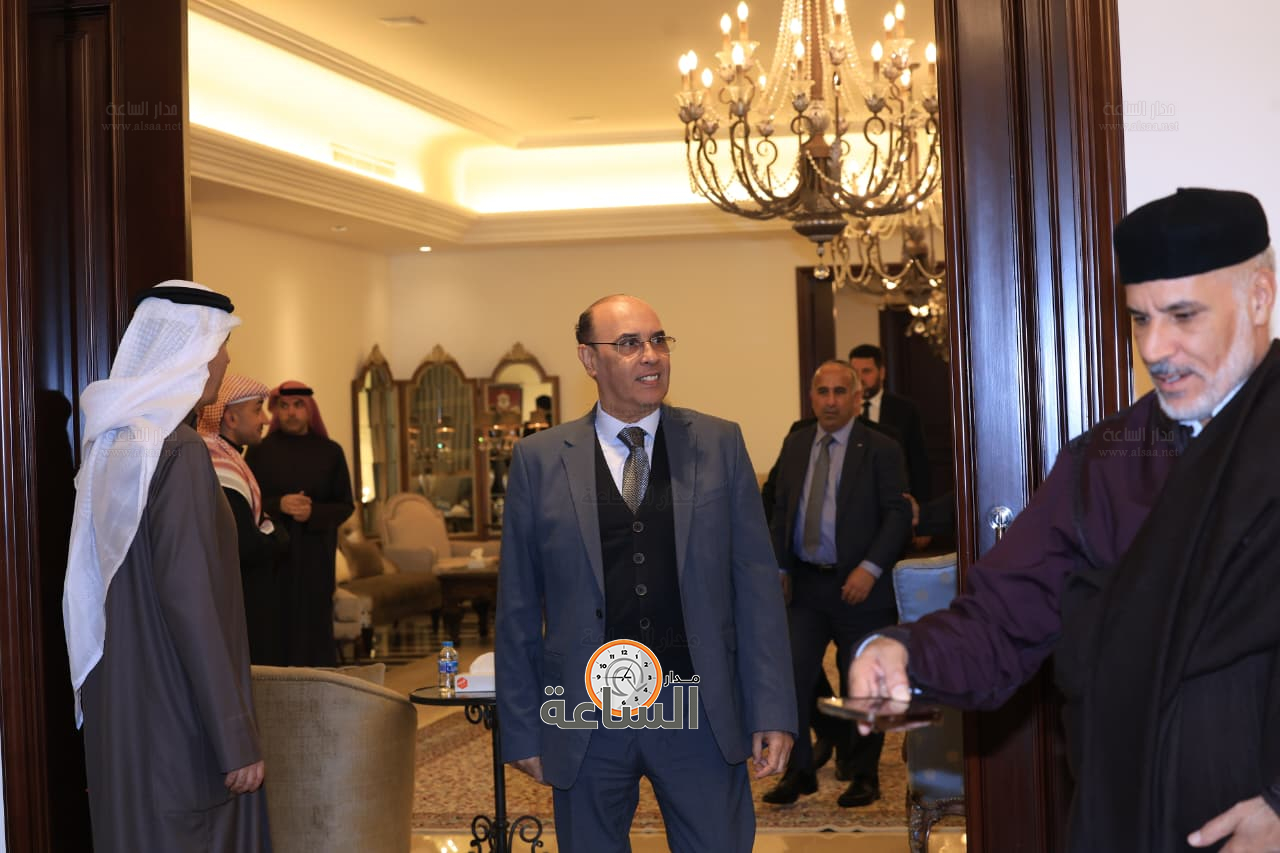 Madar Al-Saa Images 0.18369424787498356