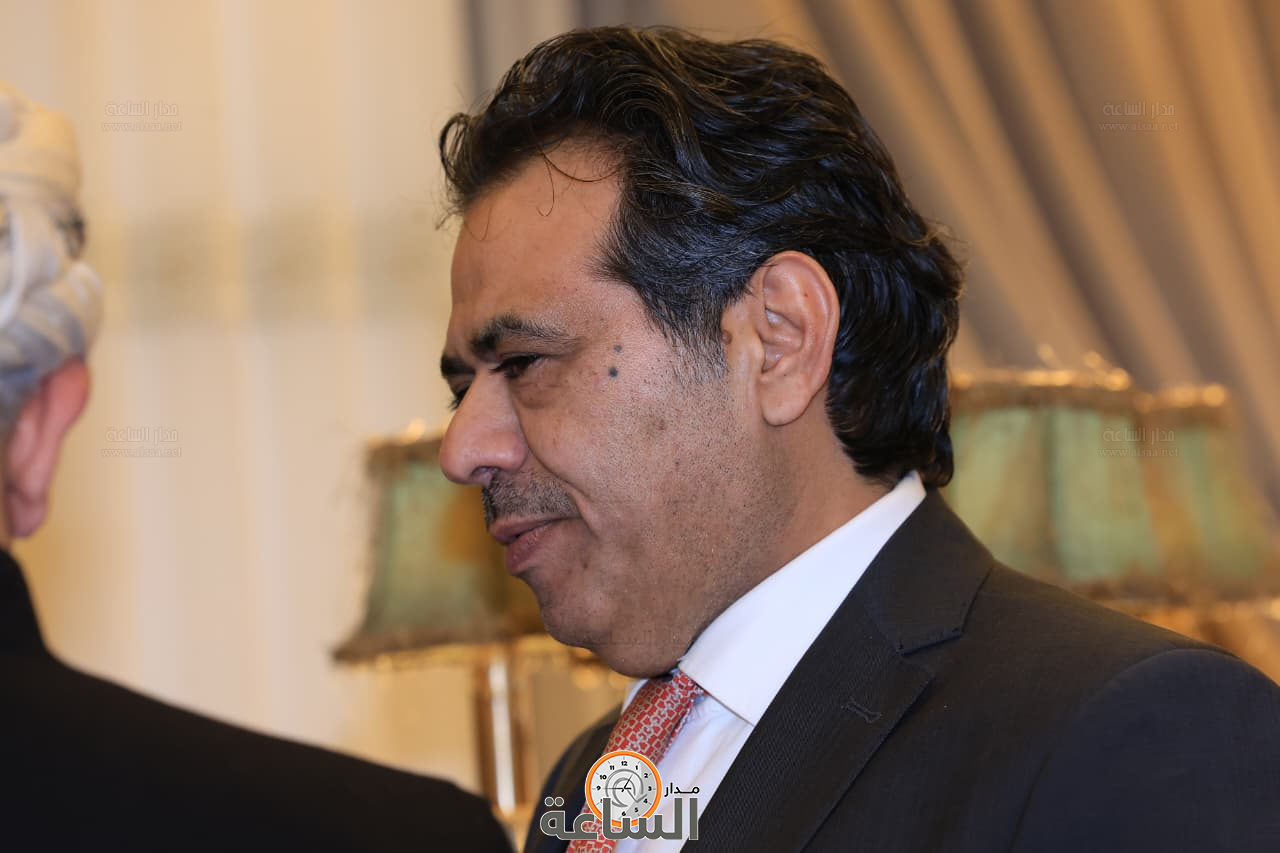 Madar Al-Saa Images 0.5599840913460147