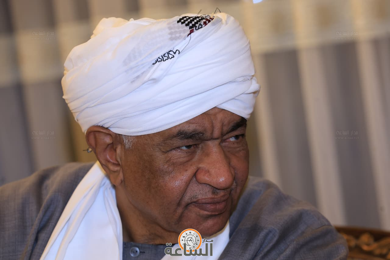 Madar Al-Saa Images 0.44904713089473847