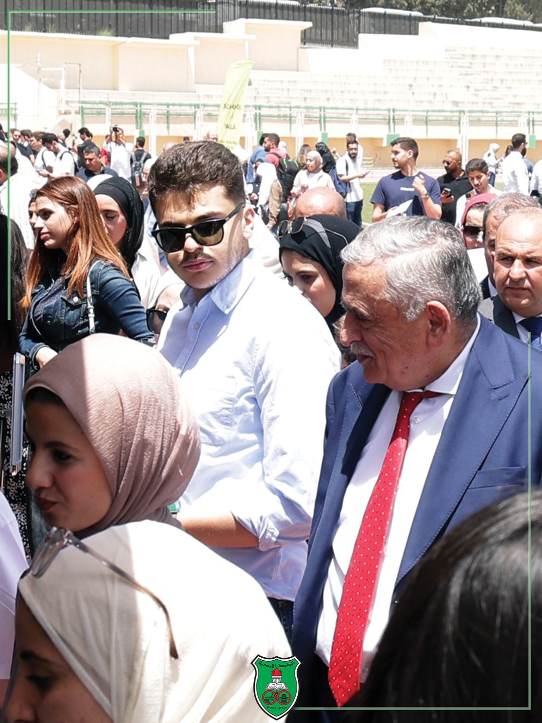 Madar Al-Saa Images 0.8884554315166074