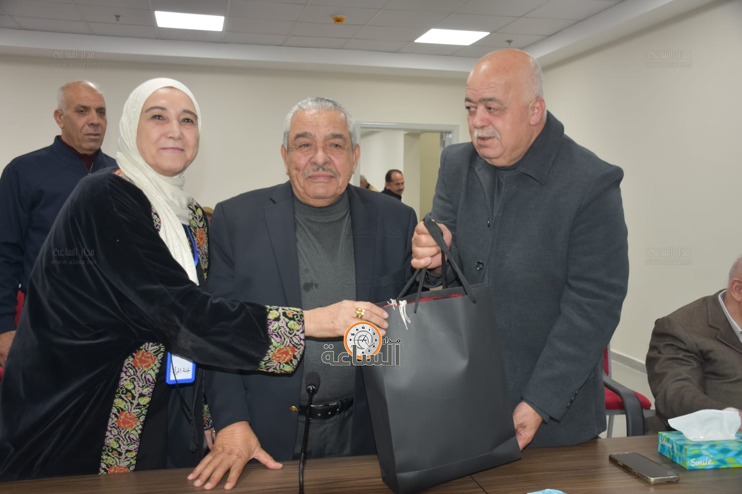 Madar Al-Saa Images 0.8686505896256598