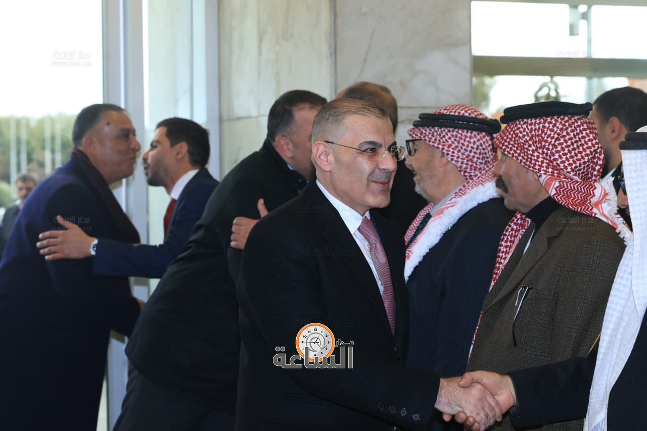 Madar Al-Saa Images 0.8290478097844106