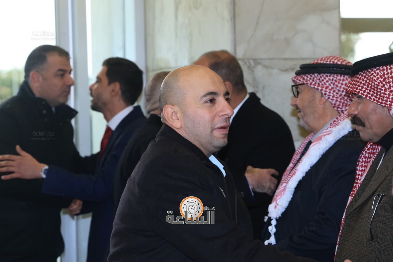 Madar Al-Saa Images 0.3531438782913836