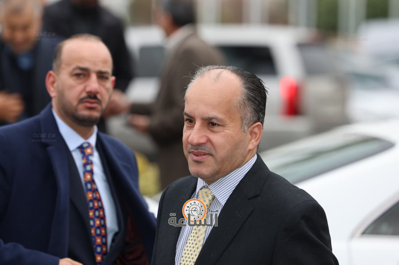 Madar Al-Saa Images 0.9333158482332814