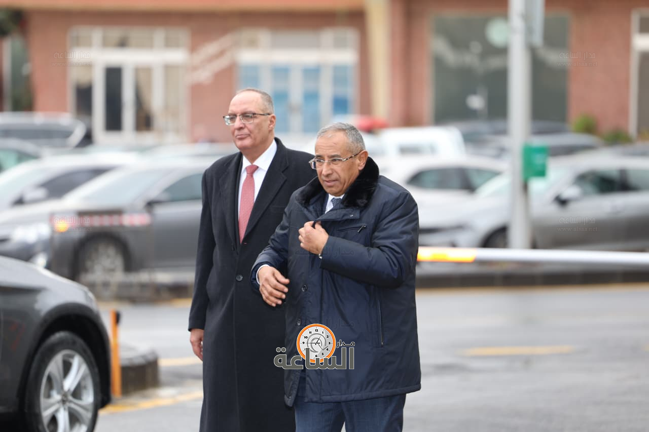 Madar Al-Saa Images 0.055838386053581934