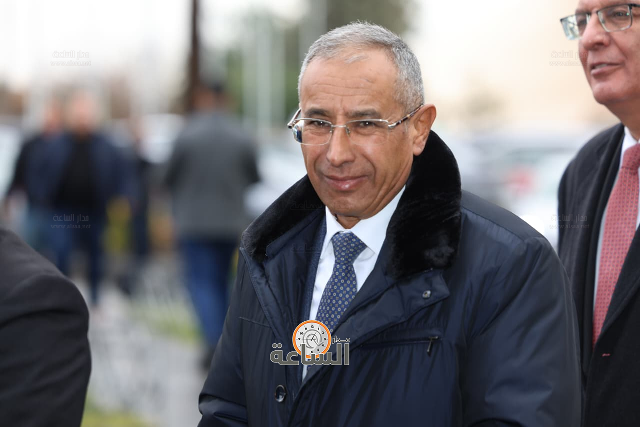 Madar Al-Saa Images 0.6360085521806816