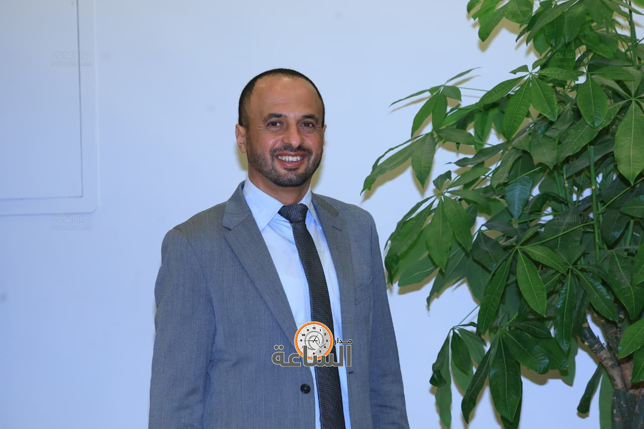 Madar Al-Saa Images 0.9556585116520254