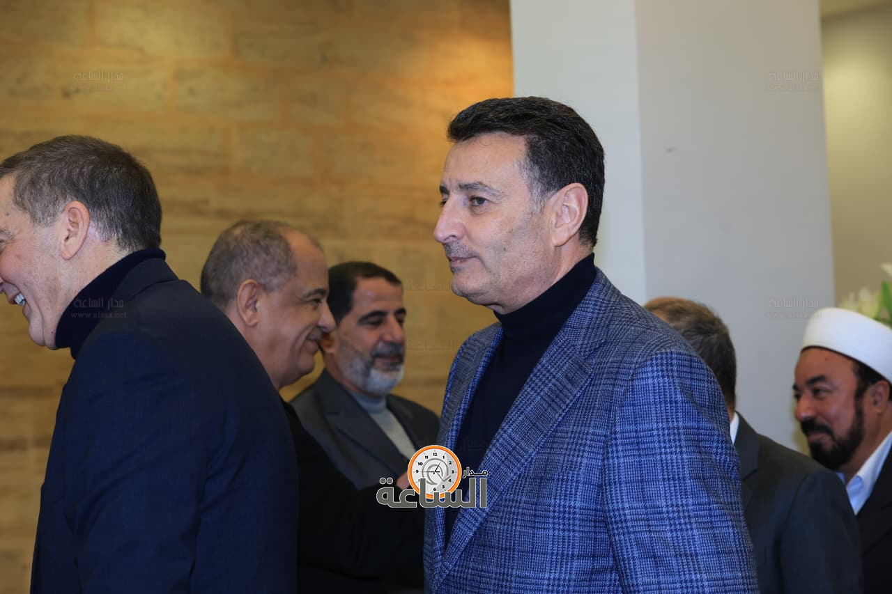 Madar Al-Saa Images 0.6621221404482147