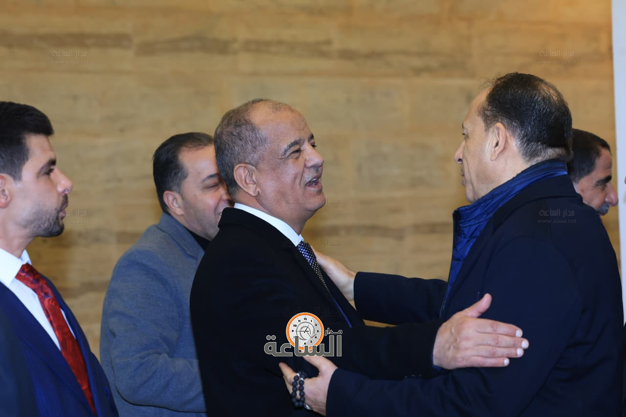 Madar Al-Saa Images 0.03491771729441906