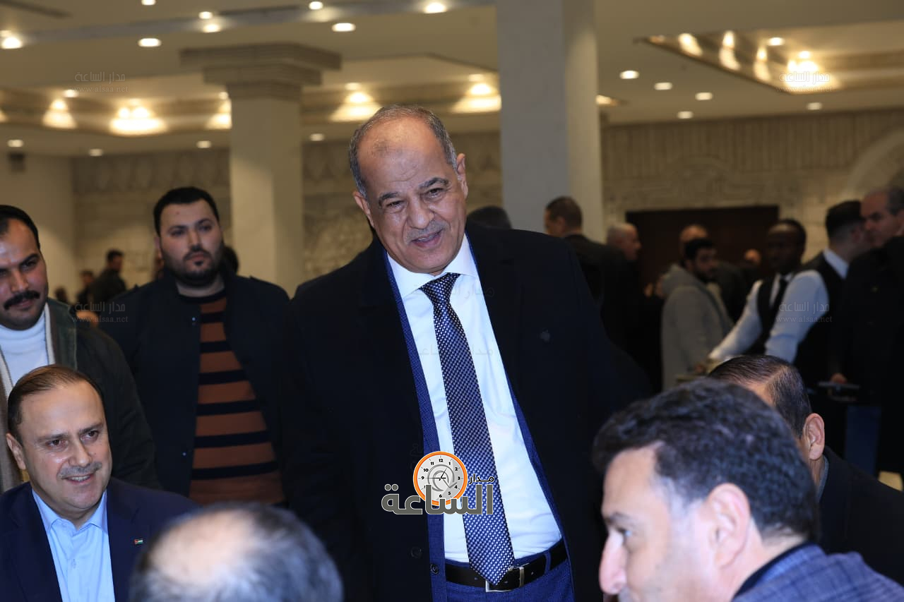 Madar Al-Saa Images 0.9156454825381108