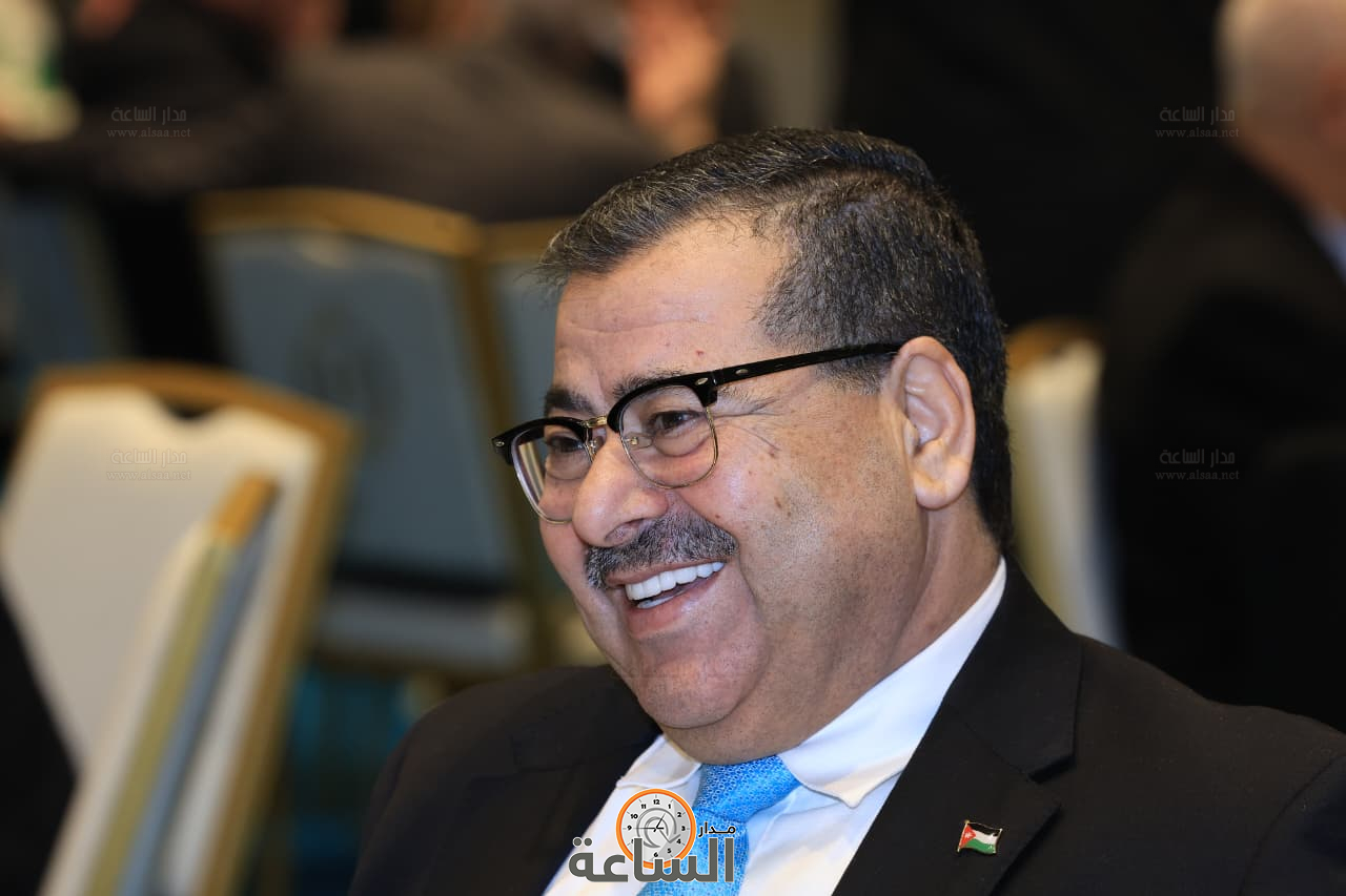 Madar Al-Saa Images 0.30804155024045465