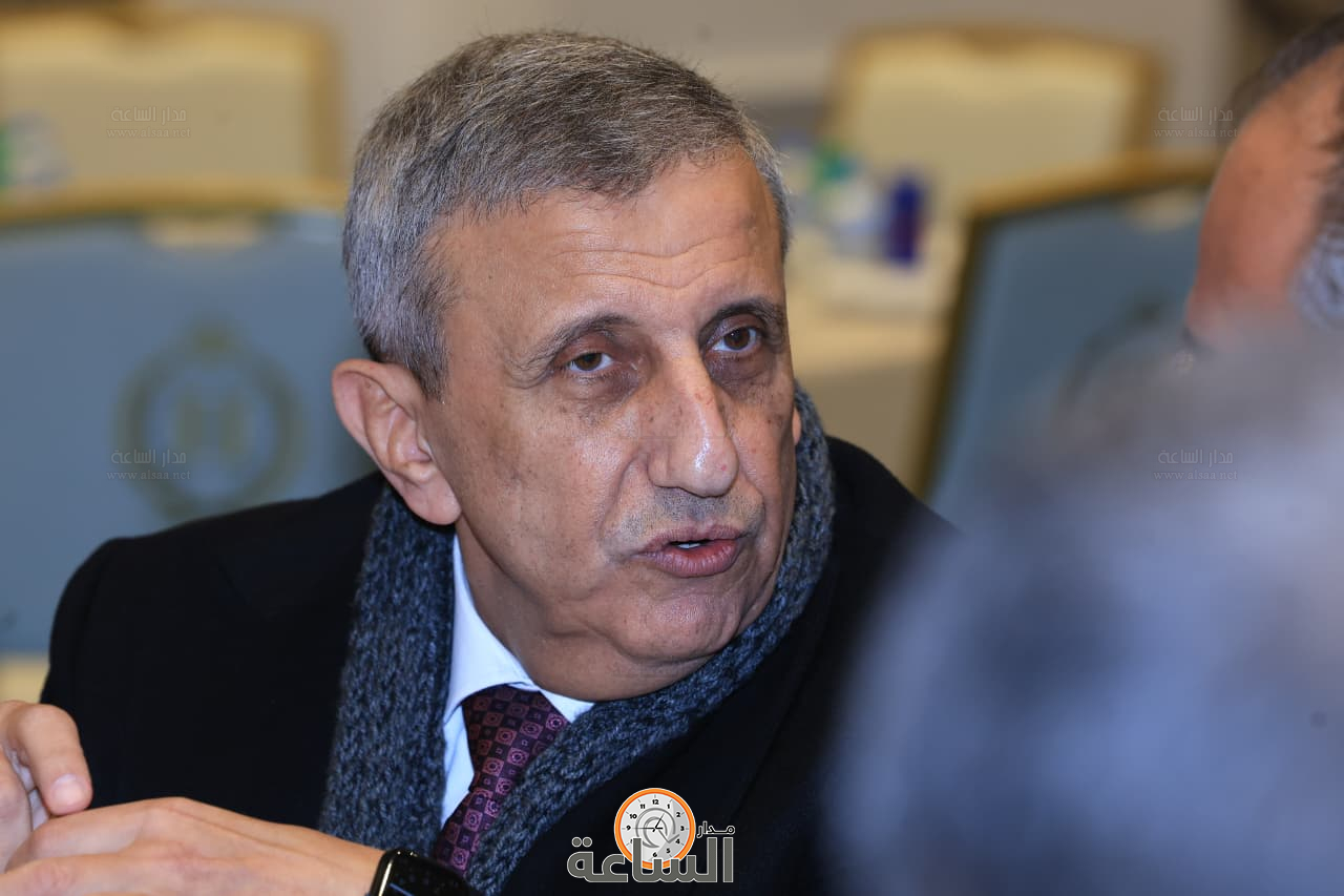 Madar Al-Saa Images 0.352993296173989