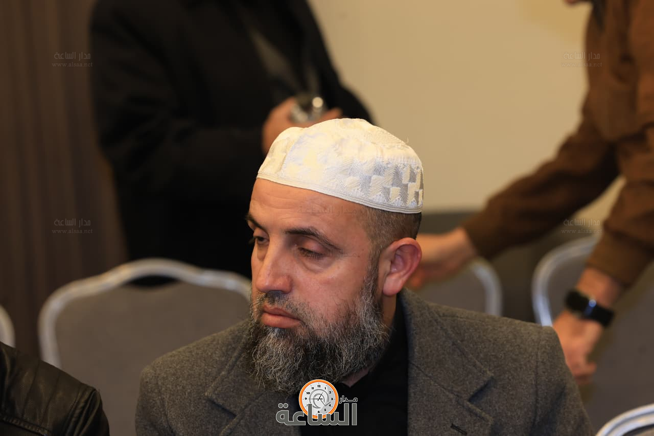 Madar Al-Saa Images 0.508169530012405