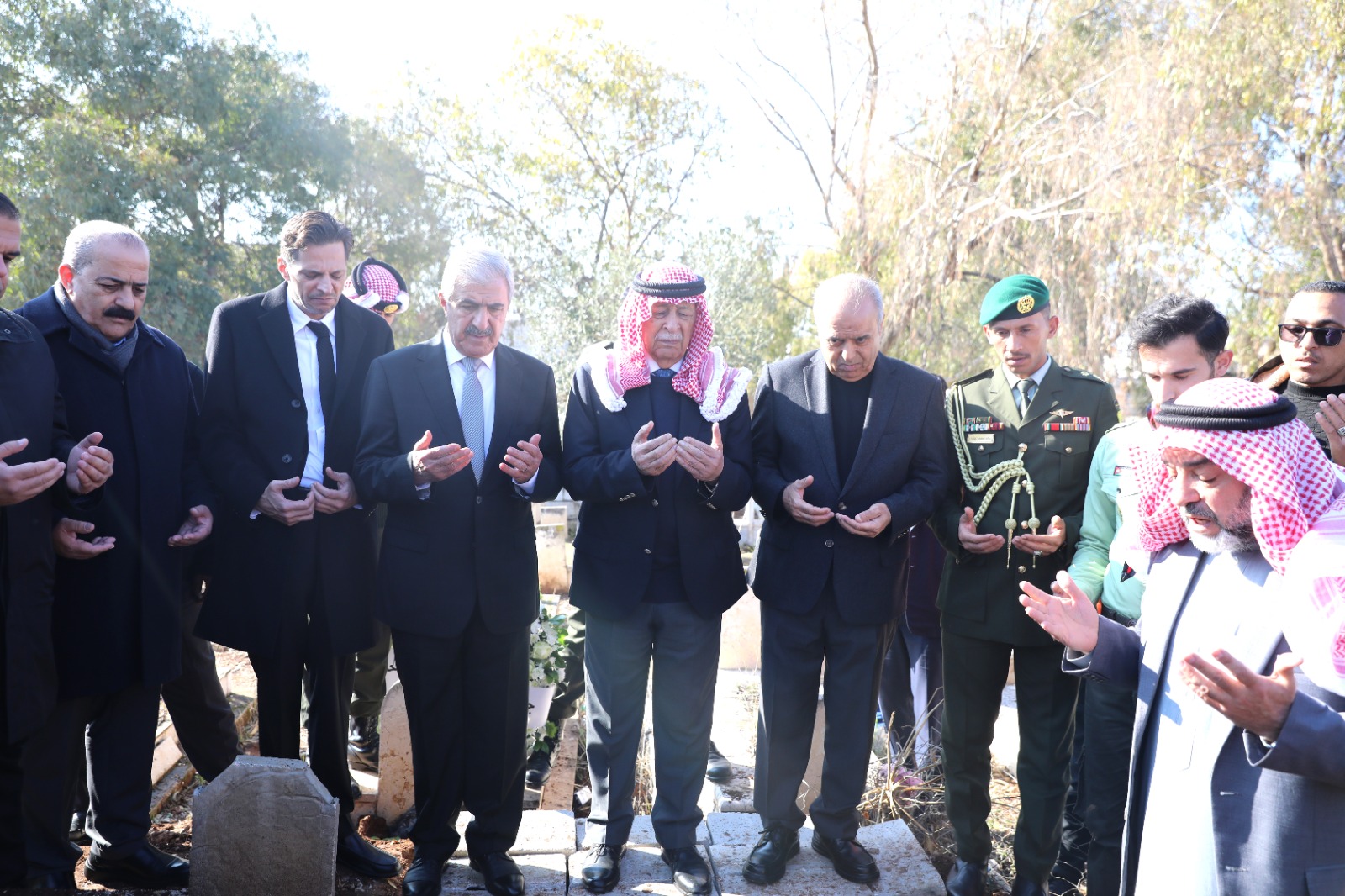 Madar Al-Saa Images 0.7570592319508955