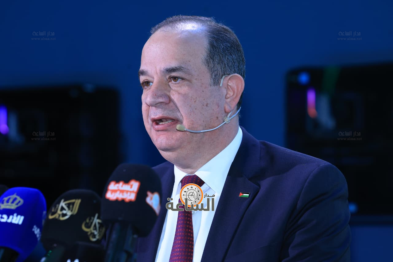 Madar Al-Saa Images 0.40478830103105823