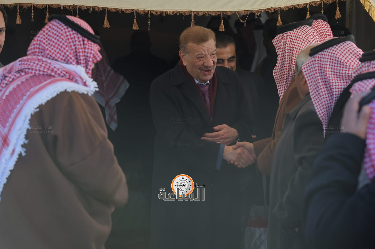 Madar Al-Saa Images 0.9807825863617432