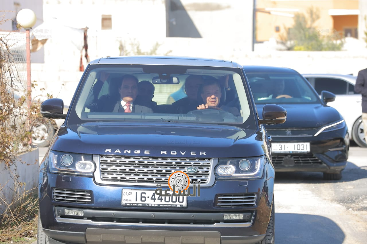 Madar Al-Saa Images 0.7866121330085722