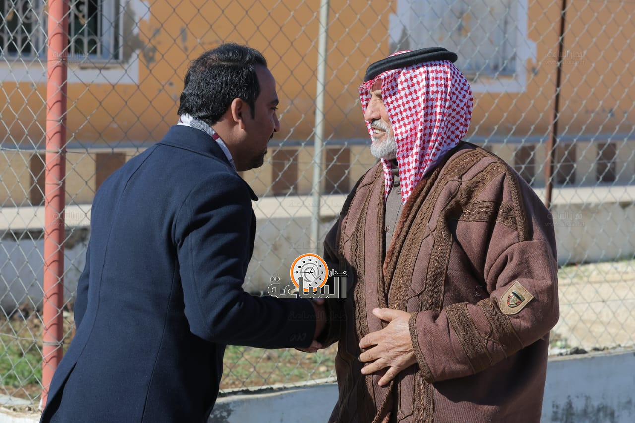 Madar Al-Saa Images 0.4861844209111639