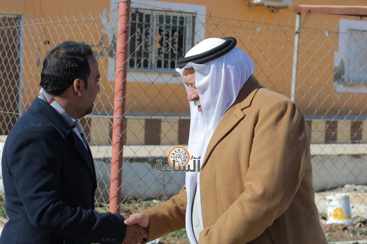 Madar Al-Saa Images 0.7654423225770312