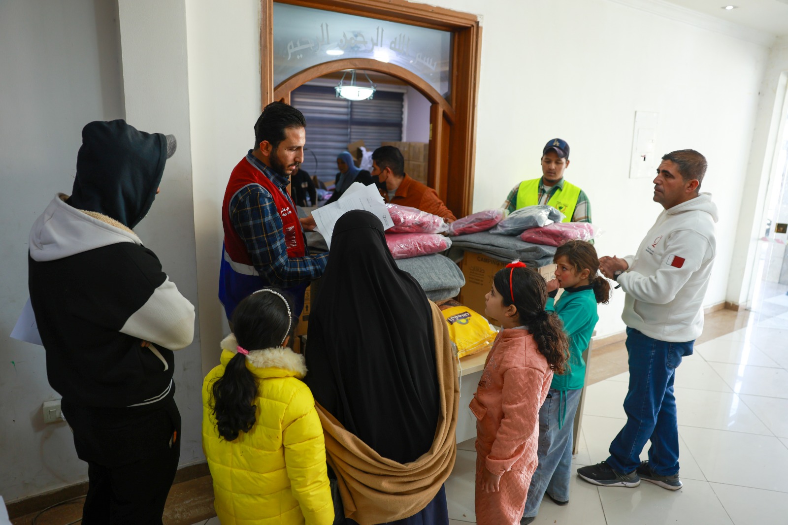 Madar Al-Saa Images 0.6901556635965724